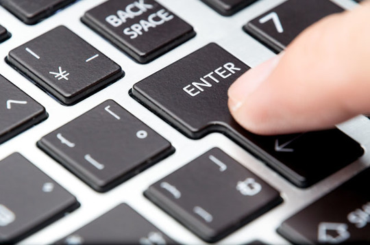 【入門者向け】Pythonの改行について徹底解説