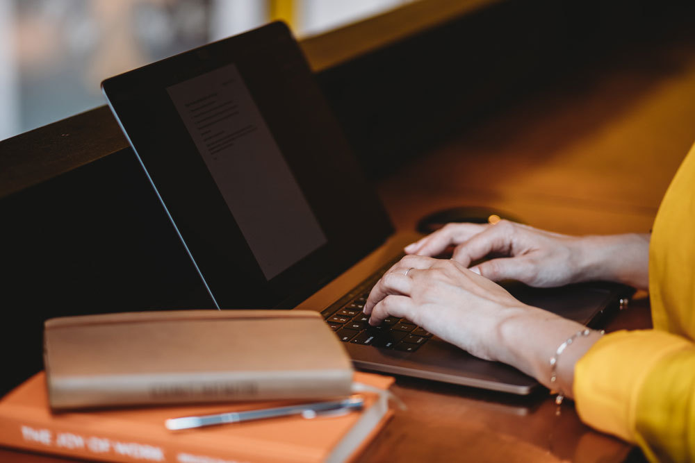 フリーランスが仕事をもらい続けるために意識するべきこと Codecampus