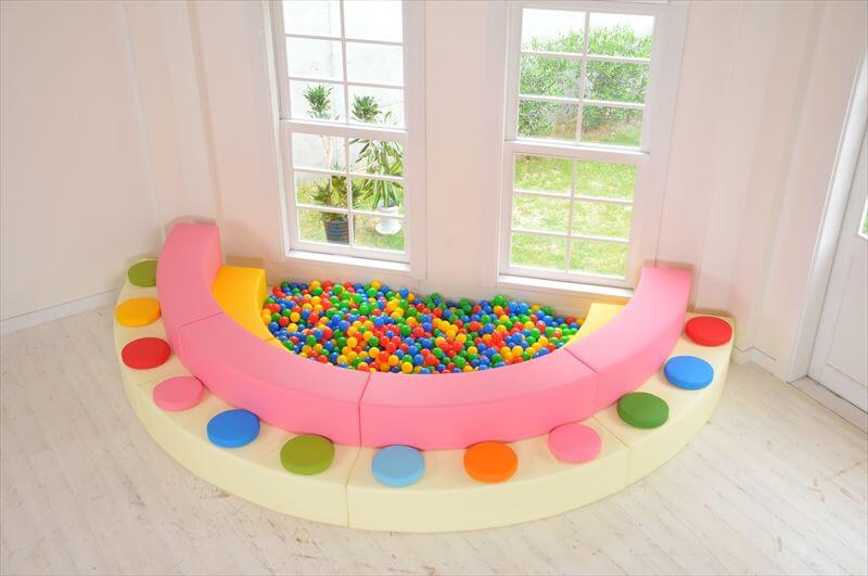 ボールプール半円 ※ クッション・マット込