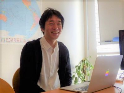 坂西 優 氏