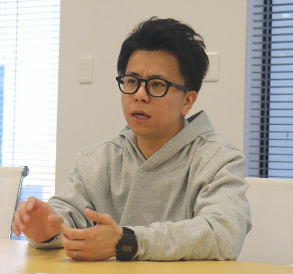 鈴木 優一 氏