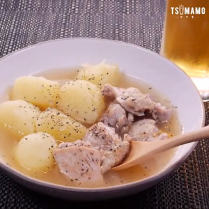 鶏ももとじゃがいもの塩煮