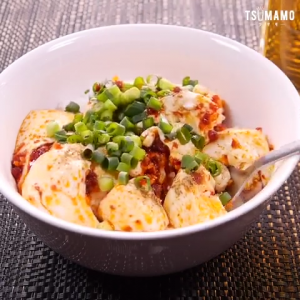 食べるラー油でマーボー丼