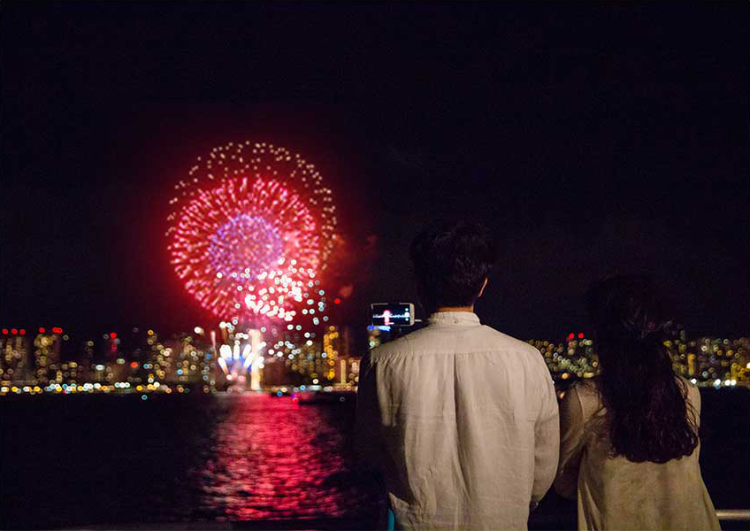 파라다이스 워터 스포츠 - 금요일 불꽃놀이 크루즈