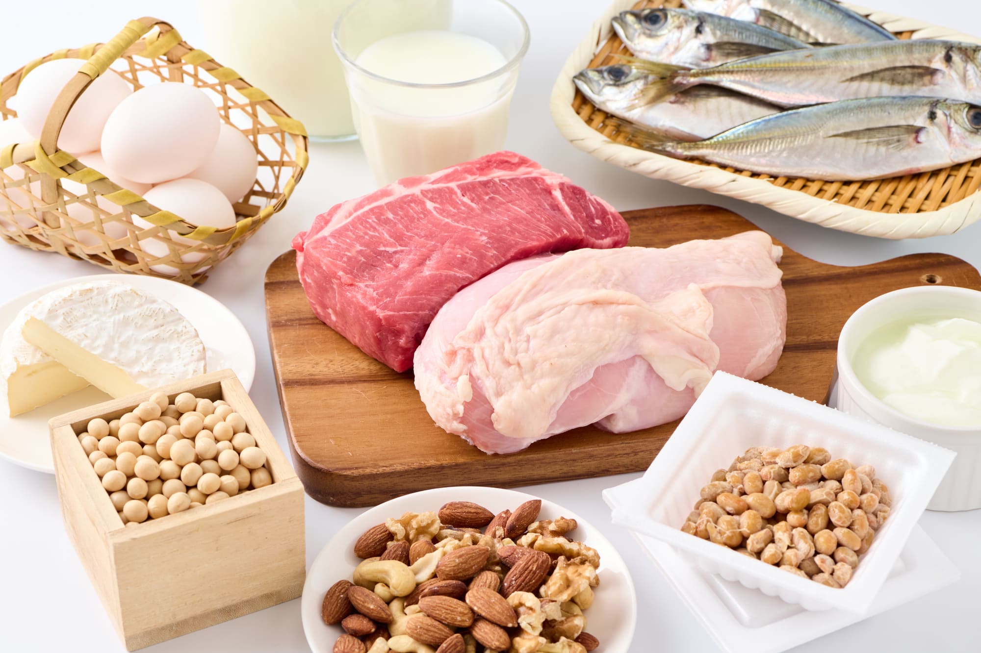 たんぱく質が多く含まれている肉や卵などの食材