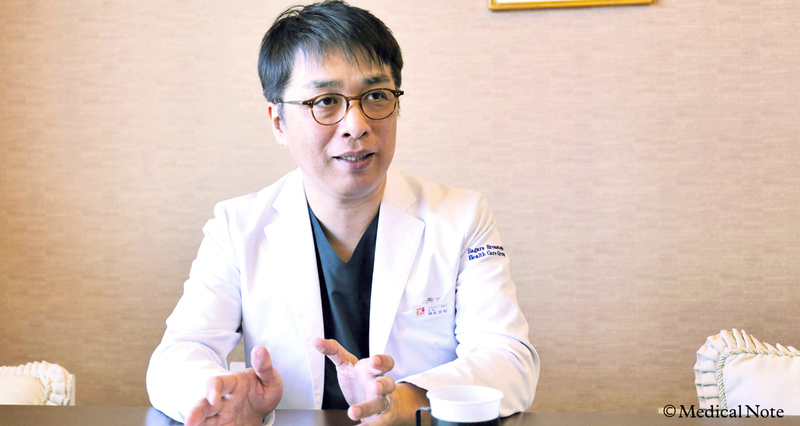 先生のお話されている写真