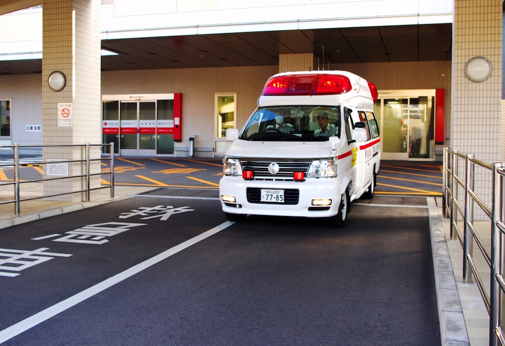 高度救急センター入り口の写真