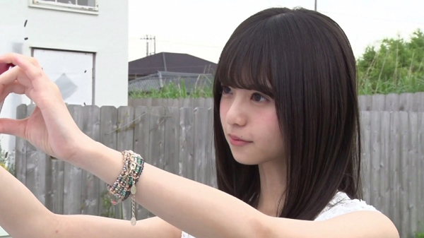 乃木坂46「裸足でSummer」