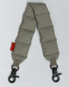 幅広ふかふかスマホショルダー