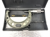 ミツトヨ 外側マイクロメーター OM-100(103-140) A119420 C棟6 B1-2