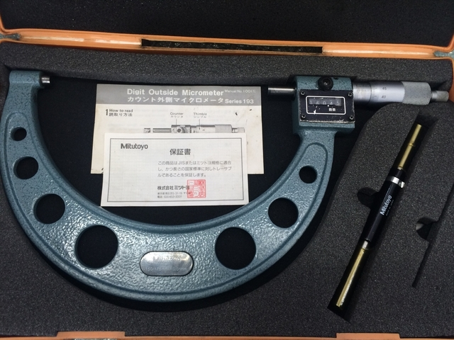 ミツトヨ カウント外側マイクロメーター(193-101) M810-25 1 カウント