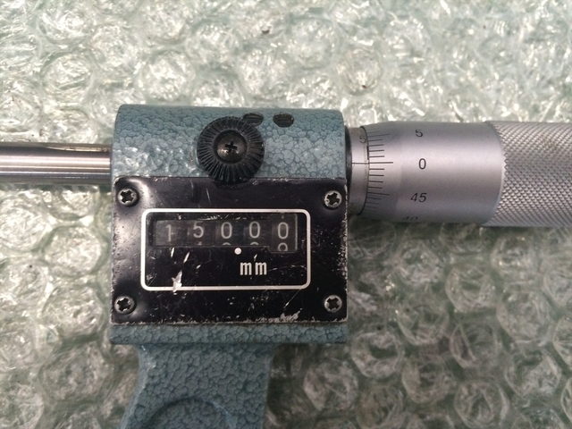ミツトヨ カウント式外側マイクロメーター M810-175(193-107