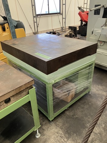 【引取限定】台付き定盤 900×1220×870_画像1