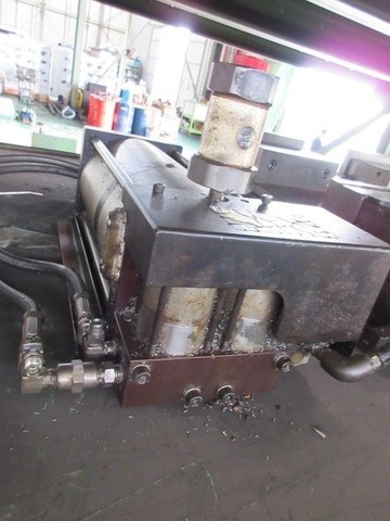 マシンバイス 津田駒 2台+ポンプセット_画像3