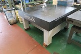 石定盤 ミツトヨ 1370×1360×200 台付き_画像2