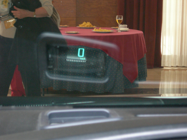 Sf感満載 未来型カーナビ Navdy とは Maas スマートシティの事例を多数掲載 Maas スマートシティの事例を多数掲載 Mobility Transformation モビリティ トランスフォーメーション