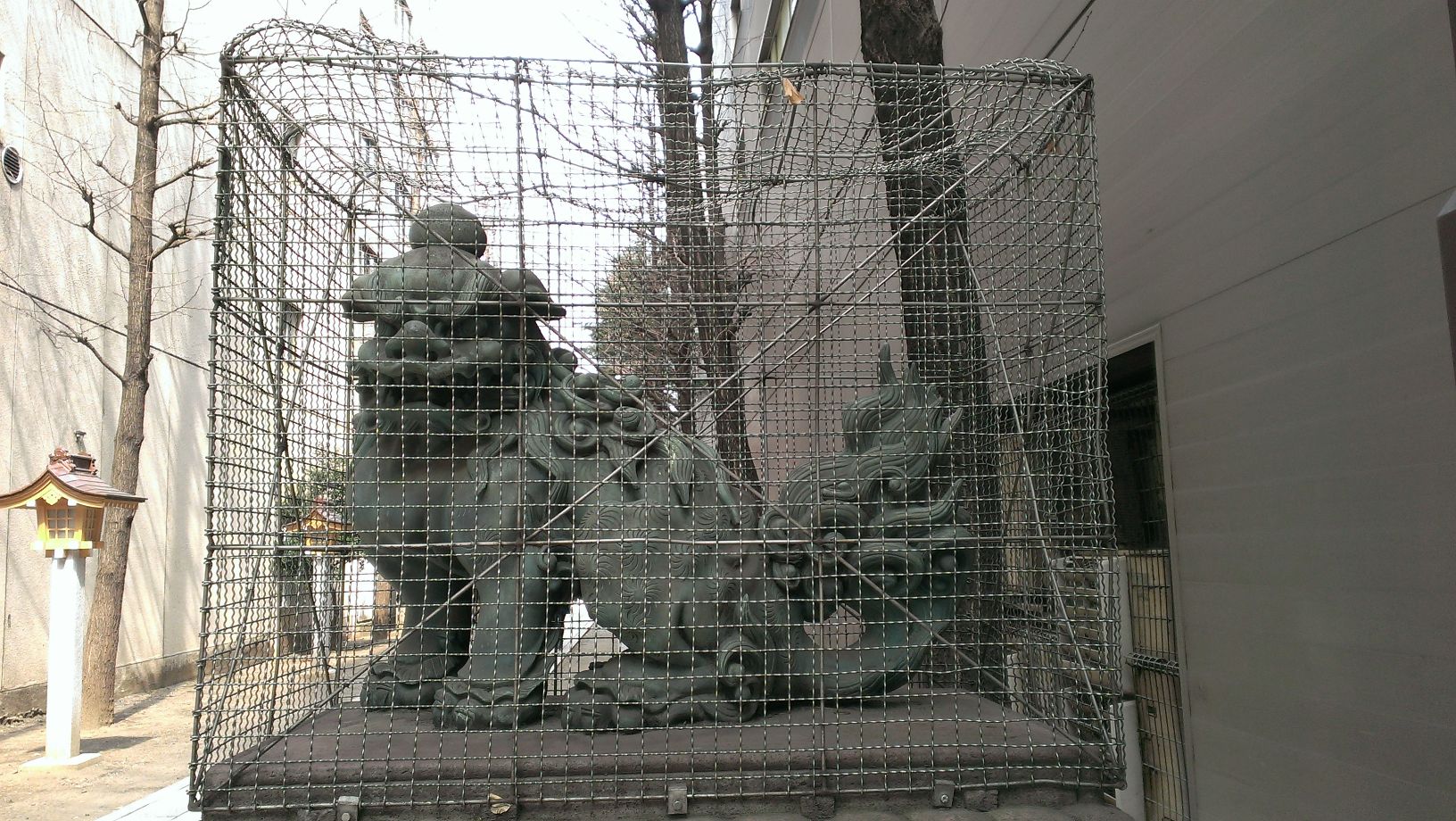 新宿区指定有形文化財 彫刻 - Monumento(モニュメント)