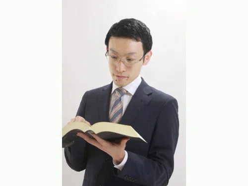 弁護士 小野佑輔_サブ1