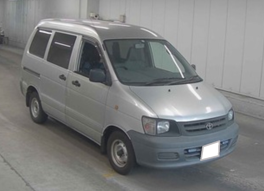 TOWNACE VAN - PETROL