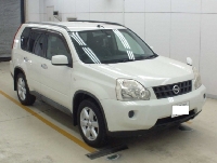 X TRAIL