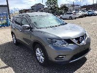X TRAIL