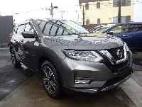 X TRAIL