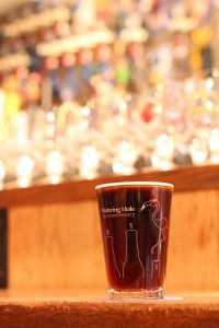 WATERING HOLE（ウォータリングホール）のグラス