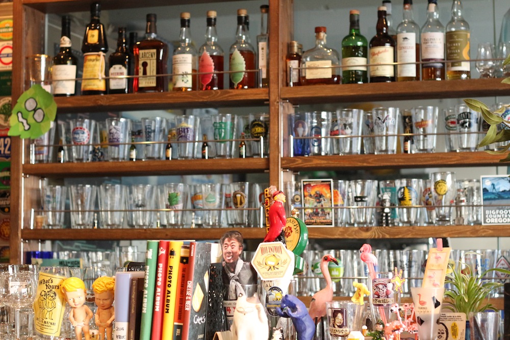 WATERING HOLE(ウォータリングホール)のグラス