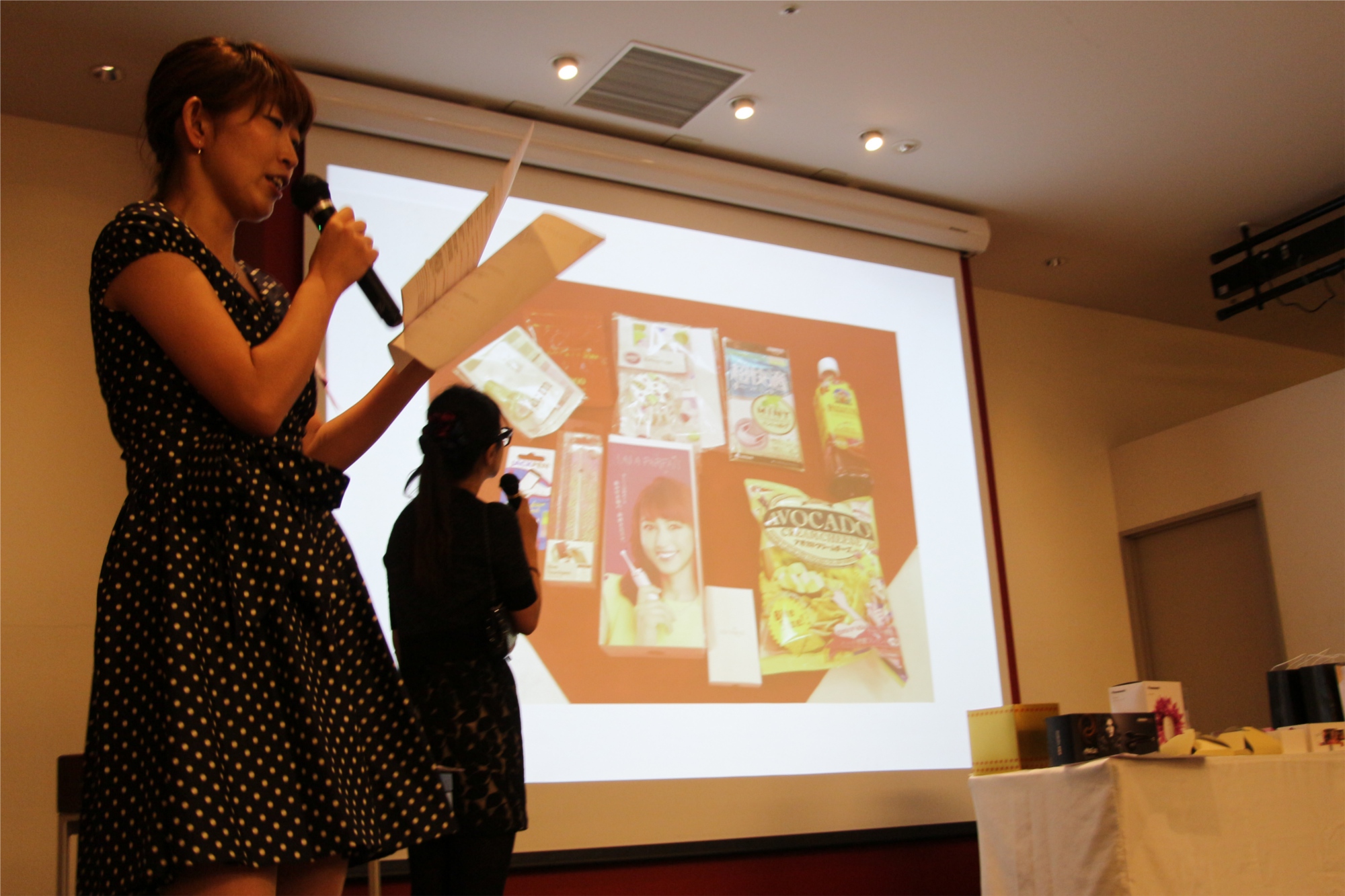 日本一楽しい100人女子会　iphone女子部　ビール女子