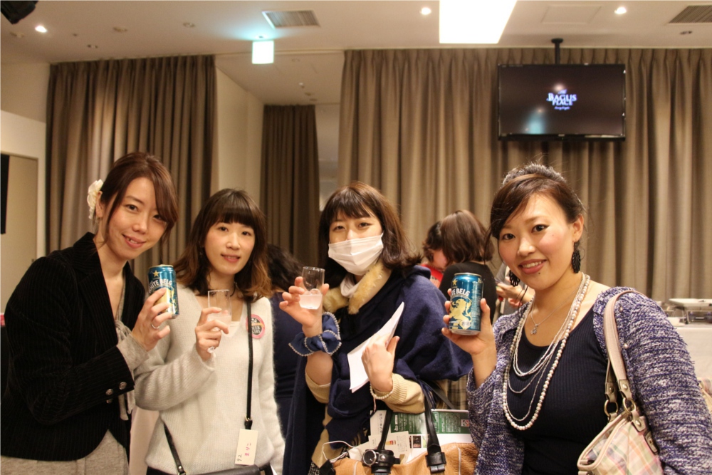 日本一楽しい100人女子会　iphone女子部　ビール女子