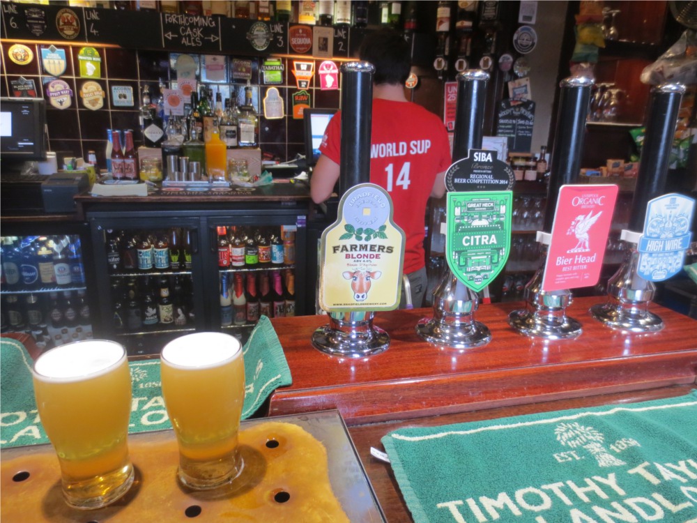 シェフィールド　イギリス　パブ　ビール