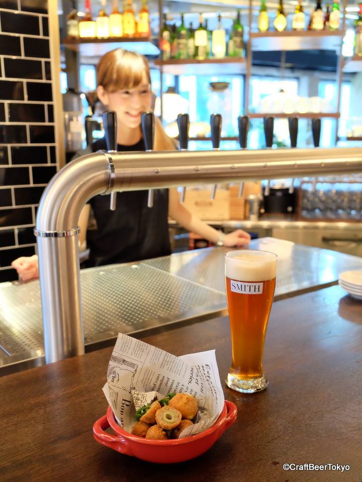 画像：原宿SMITH店内