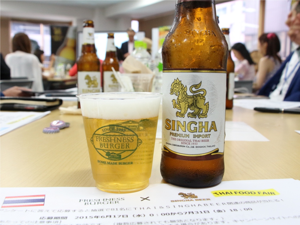 フレッシュネス　シンハービール　タイ　ガパオバーガー　パクチー