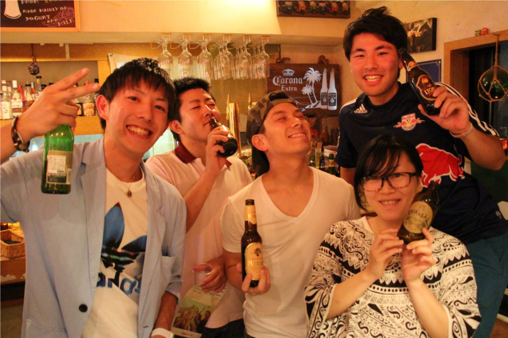 下北沢　旅カフェ　GIFT　世界のビール祭り