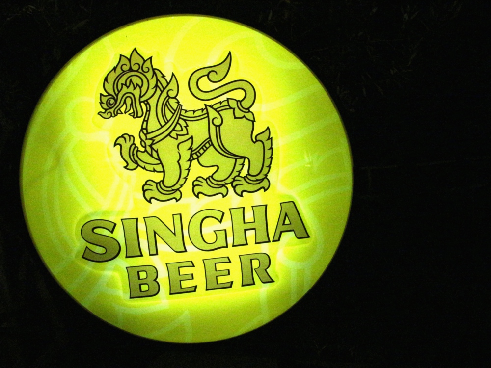 銀座　ザ・ガーデン　シンハービール　夏期限定　ビアガーデン