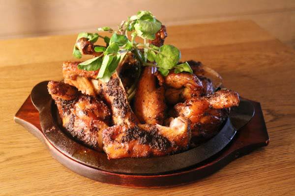 YONA YONA BEER WORKS　株式会社ワンダーテーブル　ヤッホーブルーイング