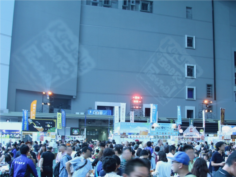 けやきひろば 秋のビールまつり