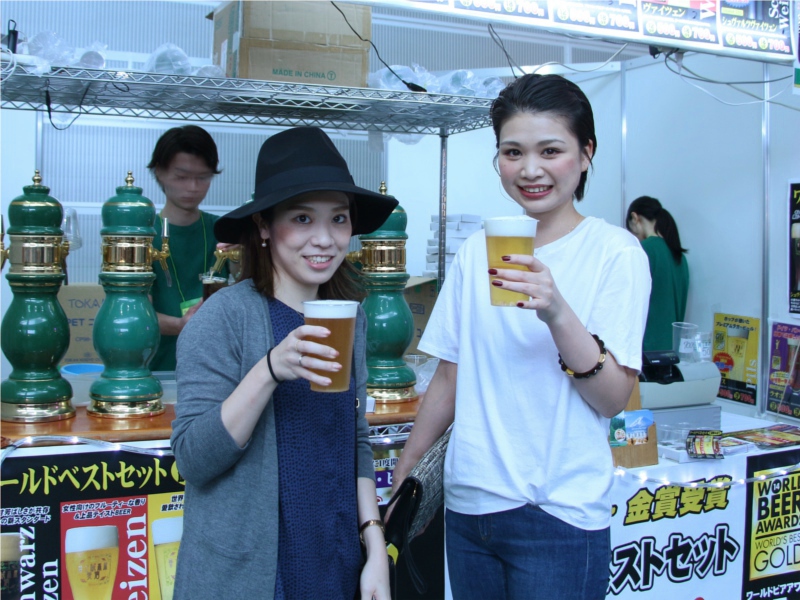 けやきひろば 秋のビールまつり