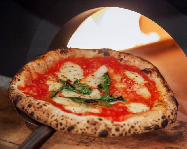 ナポリ　ピッツァ　渋谷　宮益坂