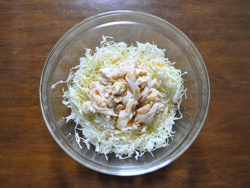 サラダチキン キャベツ おつまみ ビール