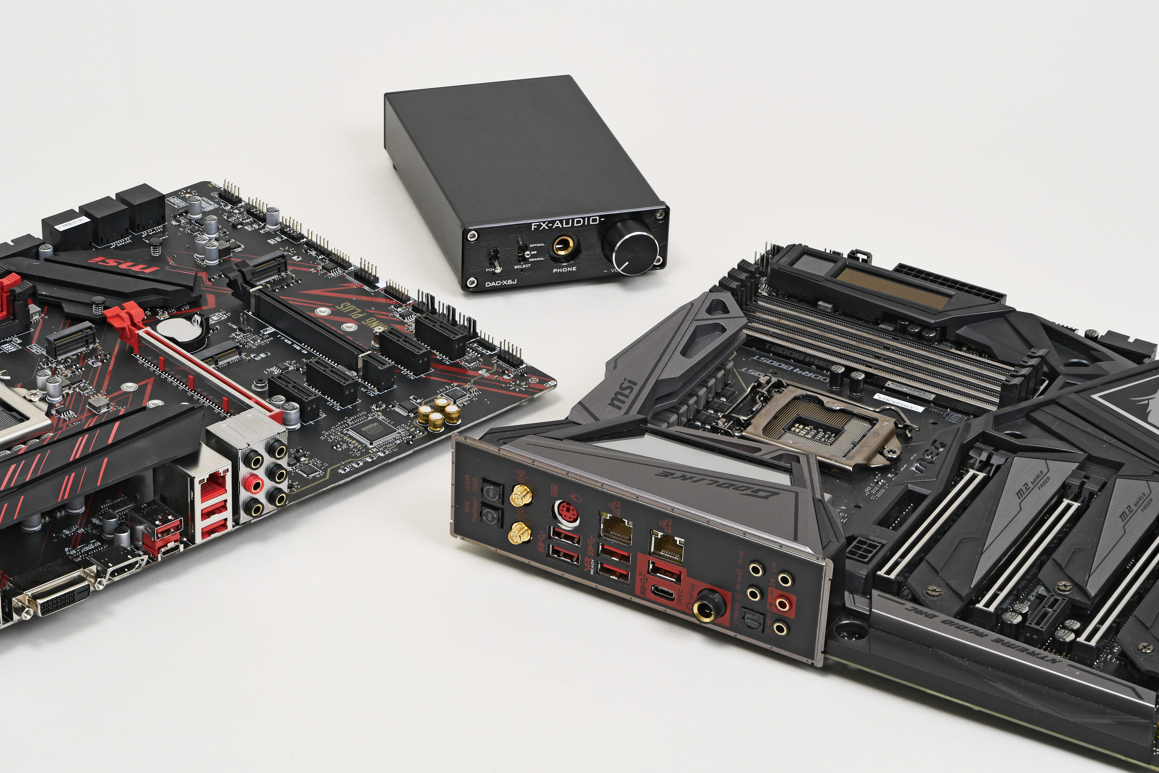 オーディオ評論家がズバリ診断 マザーボードの高音質サウンド機能は本当に高音質か Pc Watch ニュートピ Twitterで話題のニュースをお届け