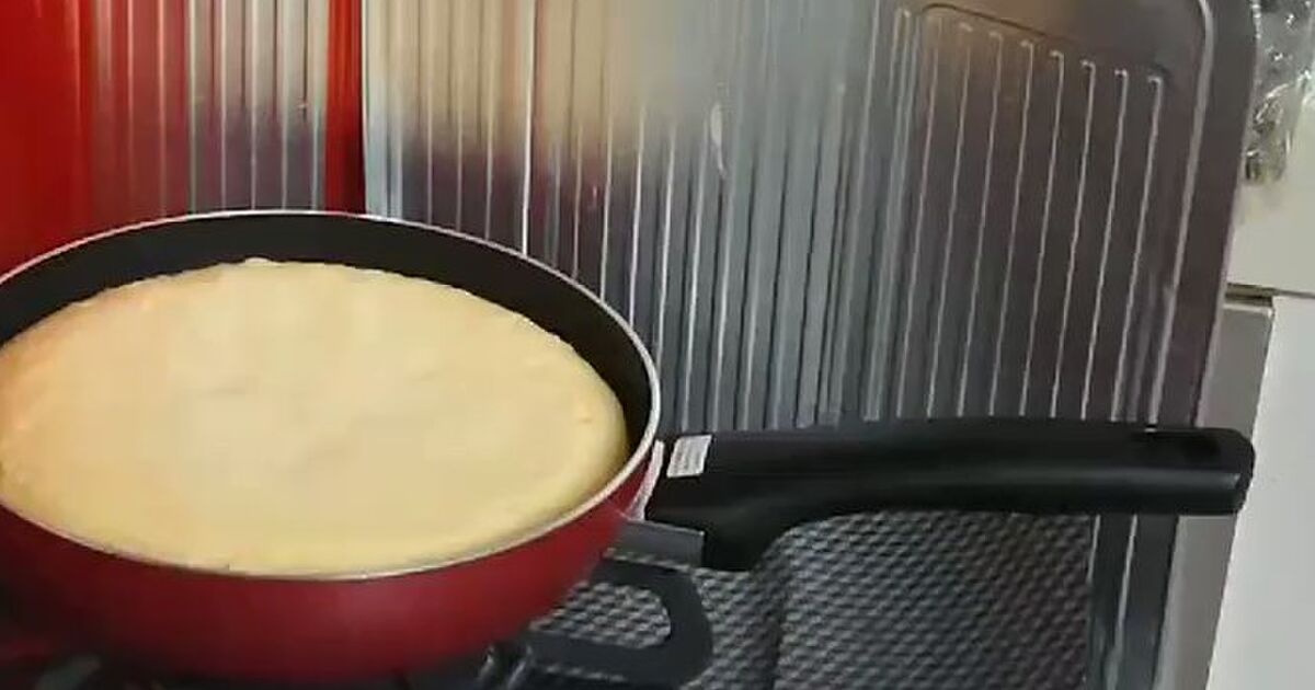 ぐりとぐら に出てくるカステラのような分厚いホットケーキを裏返しただけの動画に どうやったらそんなに綺麗に出来るんだ 美しい の声 Togetter ニュートピ Twitterで話題のニュースをお届け