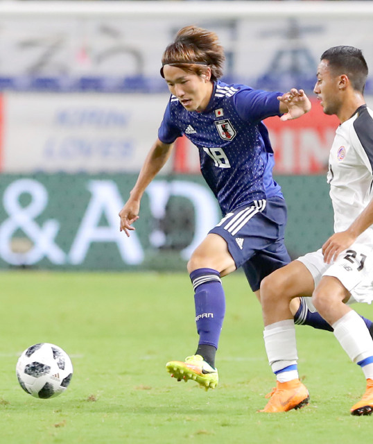 横浜ｍ 俊輔２世 天野純 鈴木ちなみ似一般女性と結婚 ａ代表初