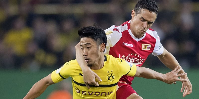 サッカー 香川が2得点に絡む ドイツ杯2回戦 共同通信 This Kiji Is ニュートピ Twitterで話題のニュースをお届け