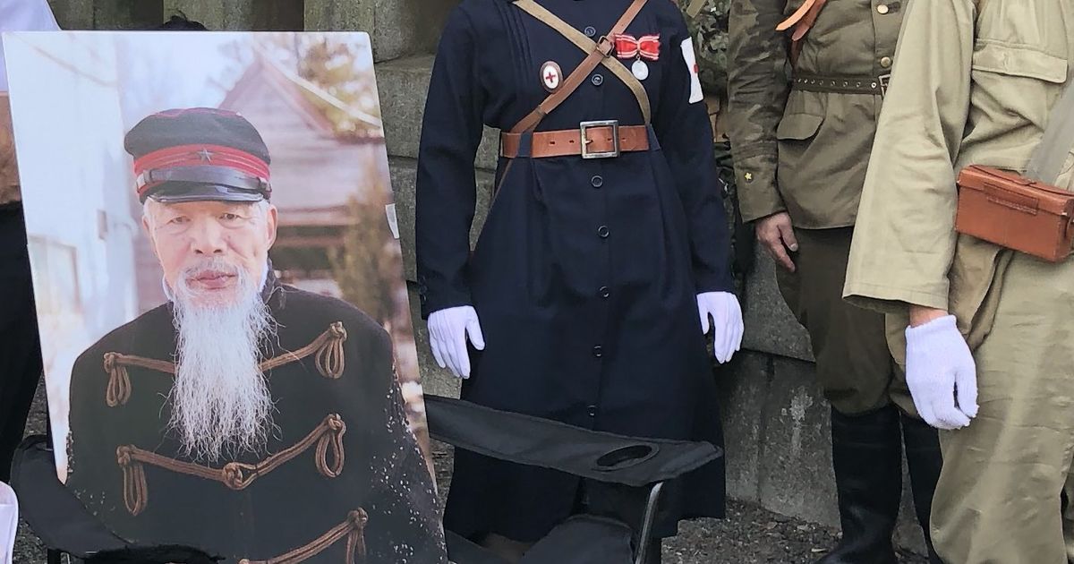 終戦記念日に靖国神社でコスプレする人たち Togetter ニュートピ Twitterで話題のニュースをお届け