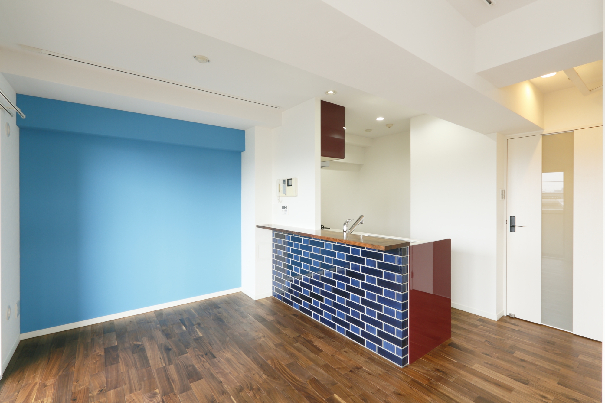 南仏を感じさせるアトリエ＆住宅のリノベーション事例