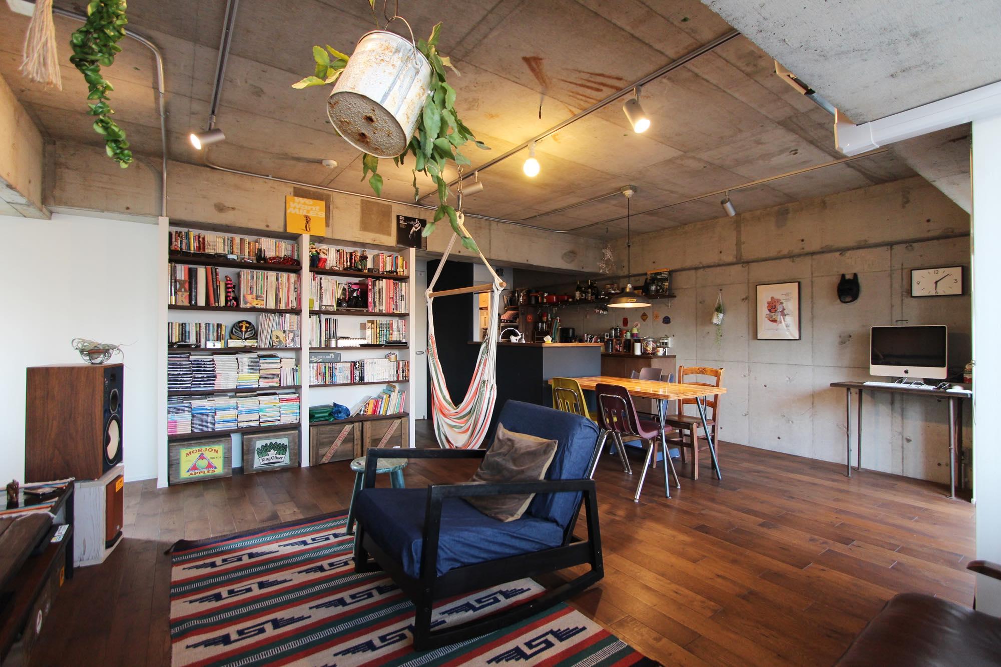 まるでハンモックカフェ！クールさと癒しのある空間のリノベーション事例