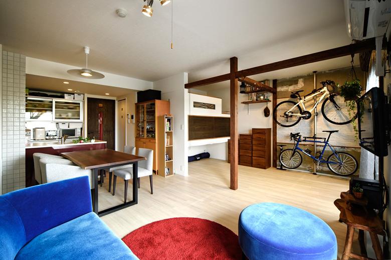 ワイルド感が魅力！壁に自転車を収納のリノベーション事例