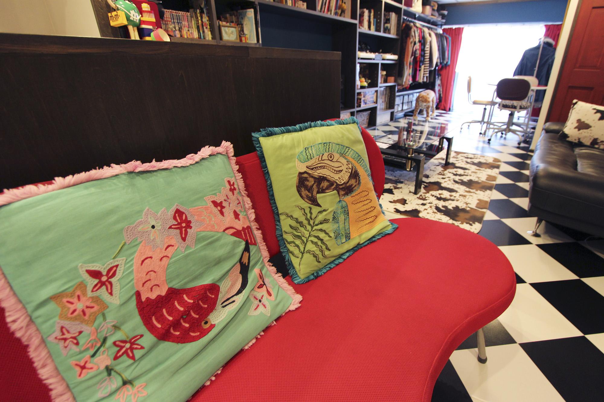 市松模様のフローリングでレトロな雰囲気を演出のリノベーション事例