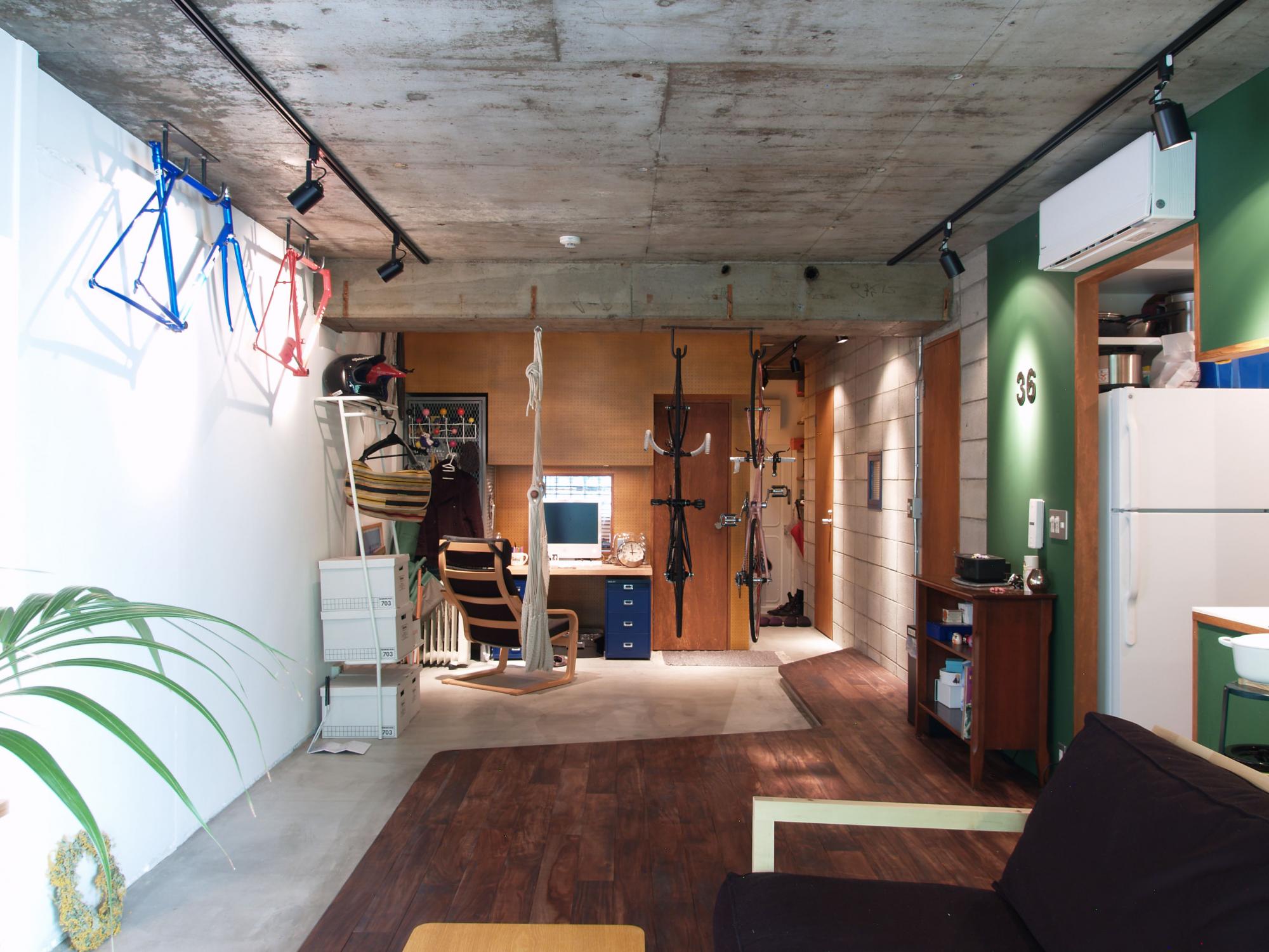 森の中の秘密基地のような、土間のある家のリノベーション事例